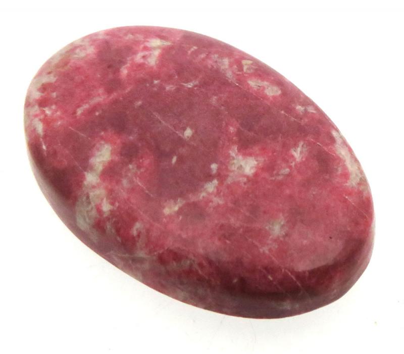 Oval 31x20mm Thulite Cabochon 05