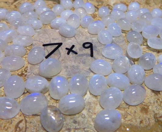Single Oval 9x7mm Rainbow Moonstone Cabochon