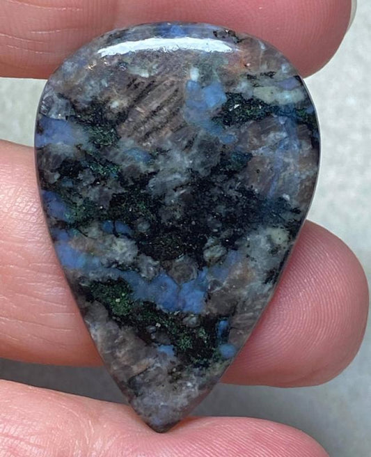 Teardrop 39x27mm Llanite Cabochon 05