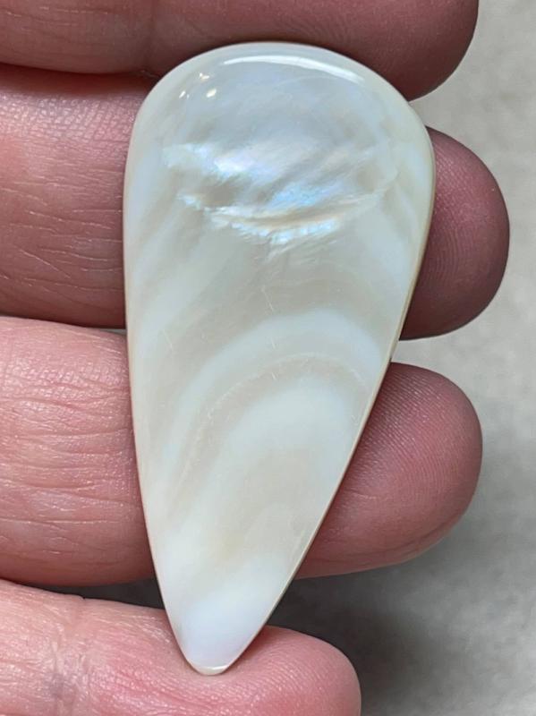 Teardrop 46x22mm Mother of Pearl Cabochon 05