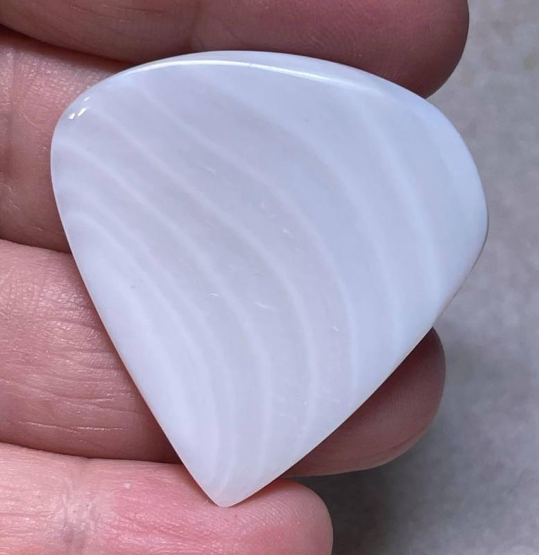 Teardrop 39x37mm Mother of Pearl Cabochon 13