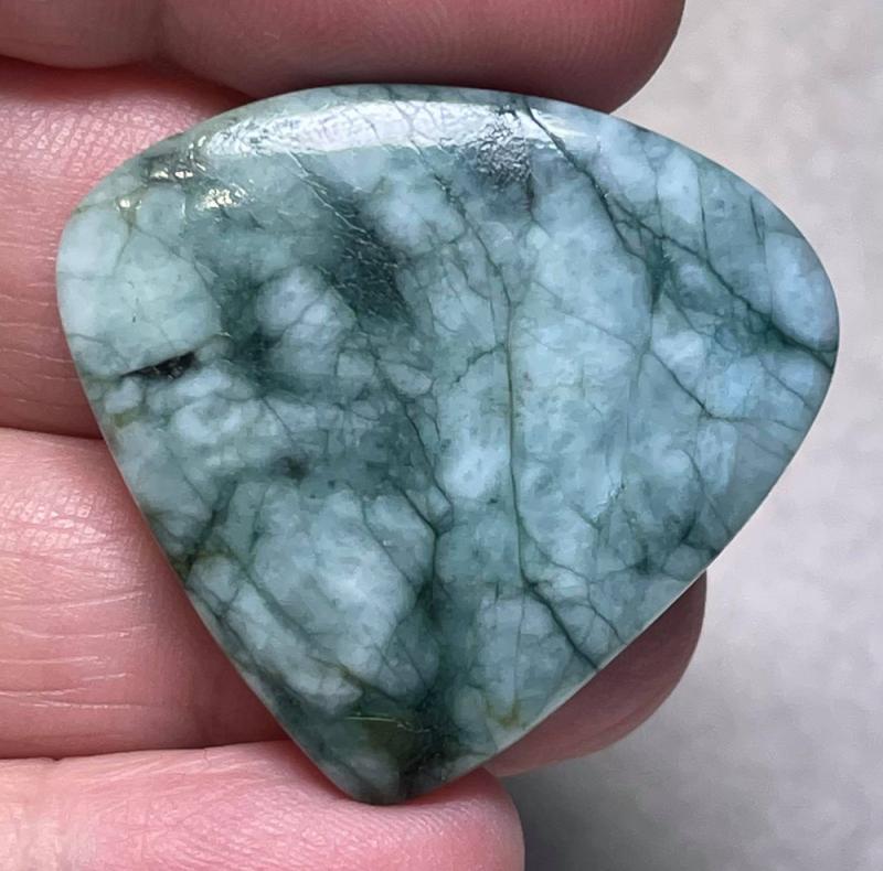 Teardrop 33x36mm Emerald Cabochon 04