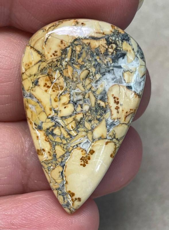 Teardrop 37x23mm Maligano Jasper Cabochon 27