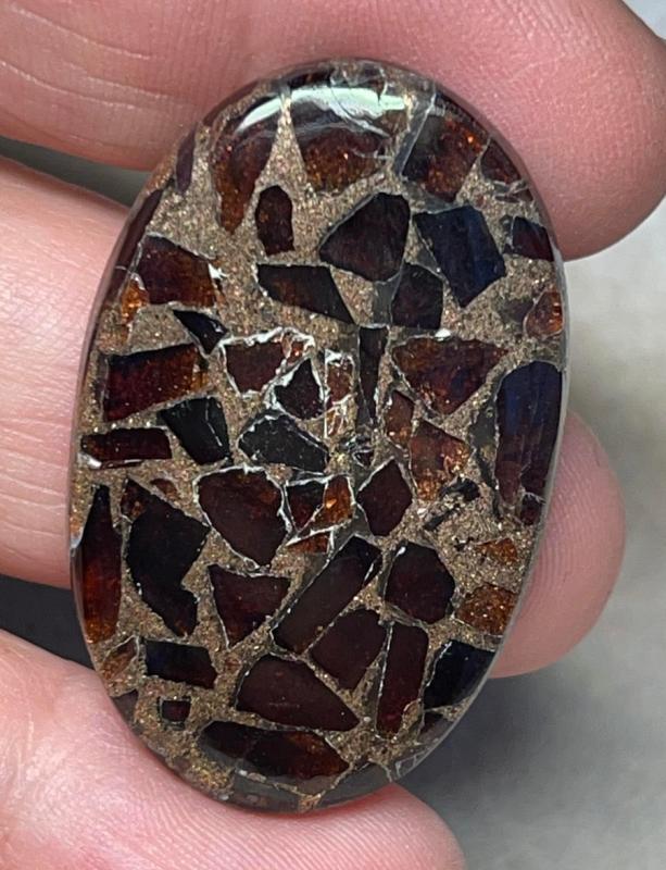 Oval 39x24mm Mohave Garnet Cabochon 01