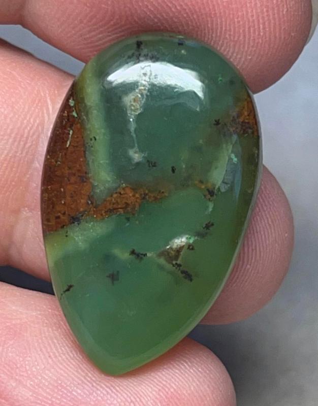 Teardrop 29x18mm Chrysoprase Cabochon 15