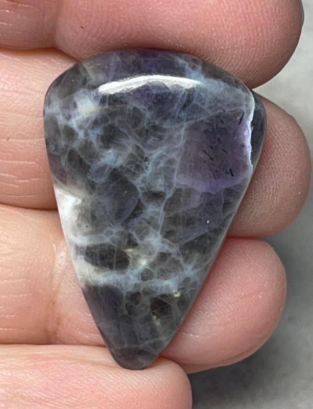 Teardrop 32x22mm Morado Opal Cabochon 28