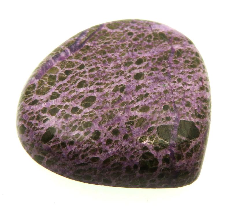 Teardrop 26x27mm Stichtite Cabochon 09