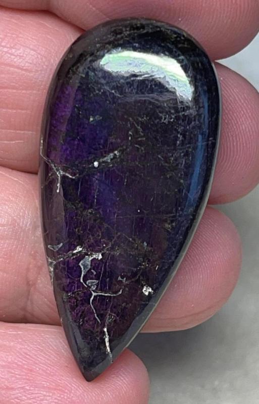 Teardrop 40x20mm Purpurite Cabochon 15