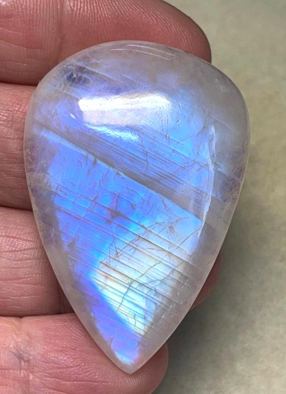 Teardrop 48x33mm Rainbow Moonstone Cabochon 58