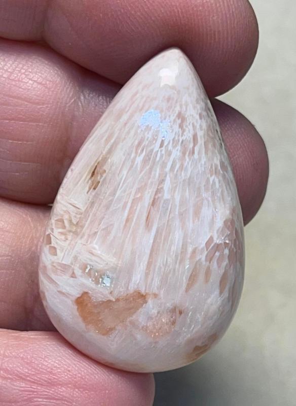 Teardrop 37x23mm Pink Scolecite Cabochon 48