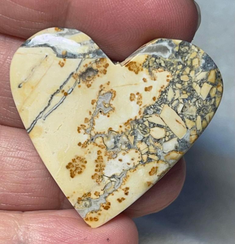Heart 35x38mm Maligano Jasper Cabochon 42