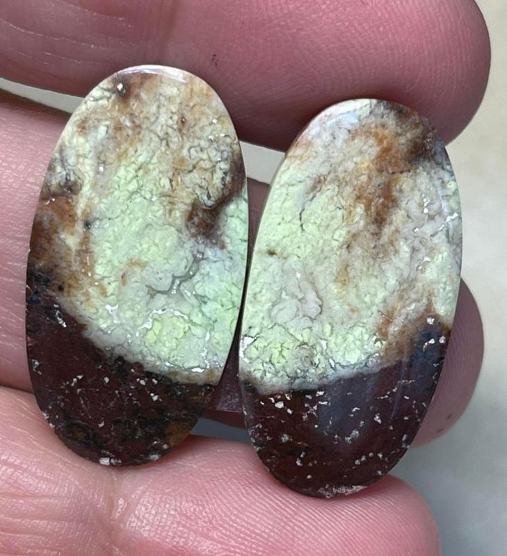 Oval 28x15mm Lemon Chrysoprase Cabochon Pair 03