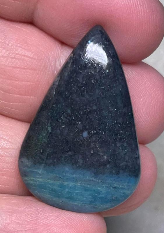 Teardrop 34x23mm Trolleite Cabochon 12