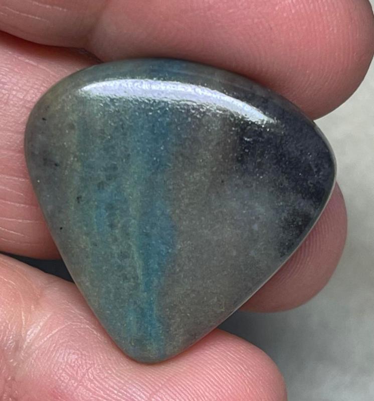 Teardrop 26x27mm Trolleite Cabochon 14