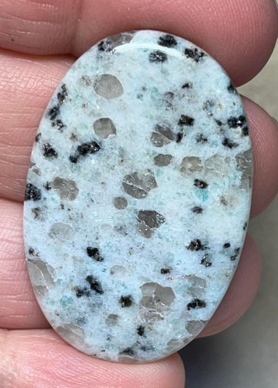 Oval 40x26mm Kiwi Jasper Cabochon 03