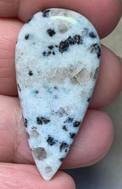 Teardrop 41x20mm Kiwi Jasper Cabochon 07