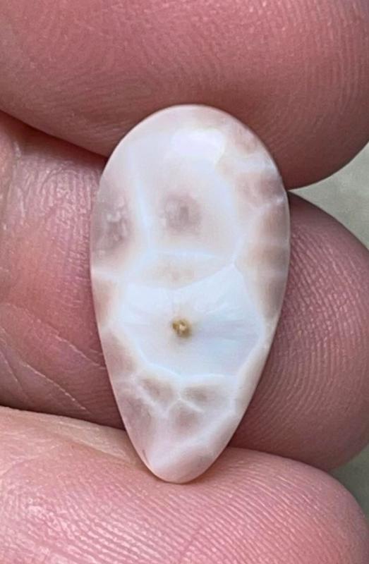 Teardrop 20x10mm Natrolite Cabochon 04