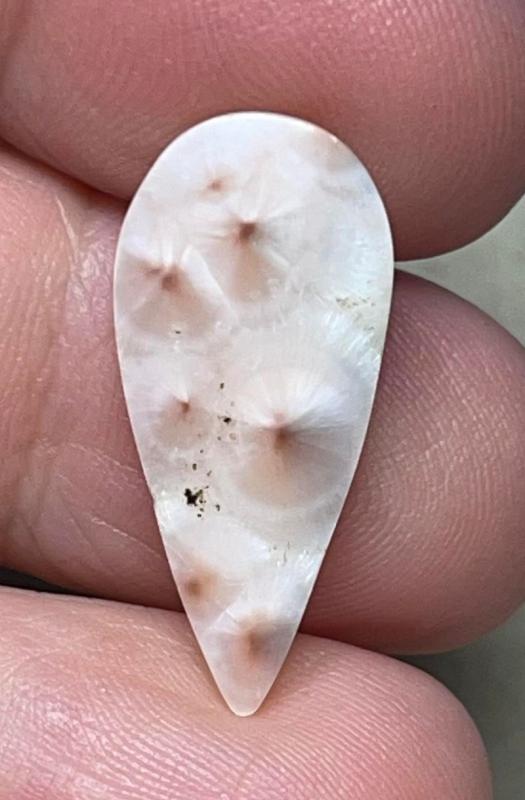 Teardrop 25x11mm Natrolite Cabochon 06