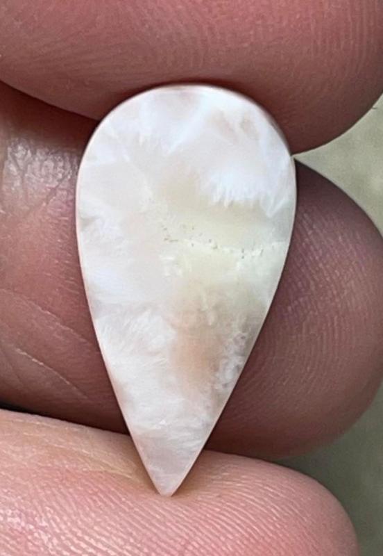 Teardrop 21x11mm Natrolite Cabochon 09