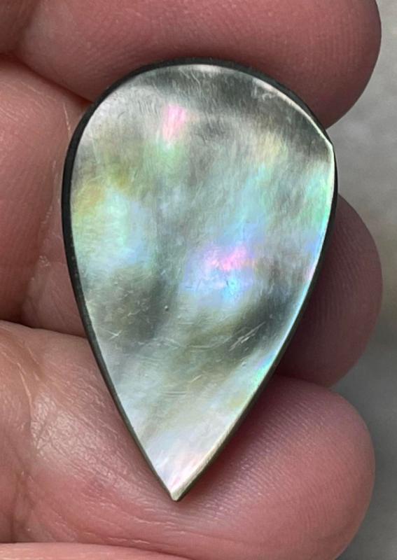 Teardrop 28x17mm Black Mother of Pearl Cabochon 46