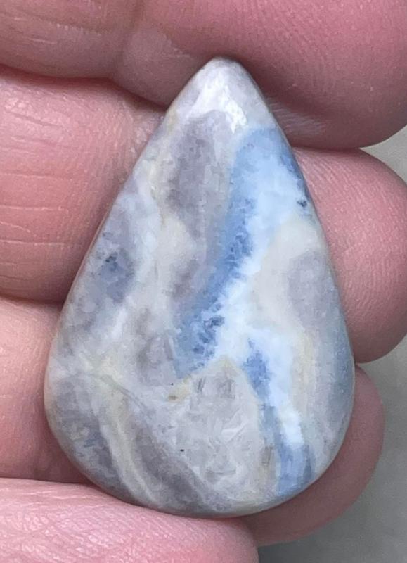 Teardrop 32x21mm Scheelite Cabochon 42