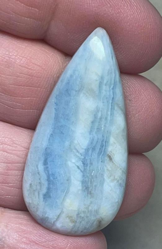 Teardrop 41x20mm Scheelite Cabochon 44