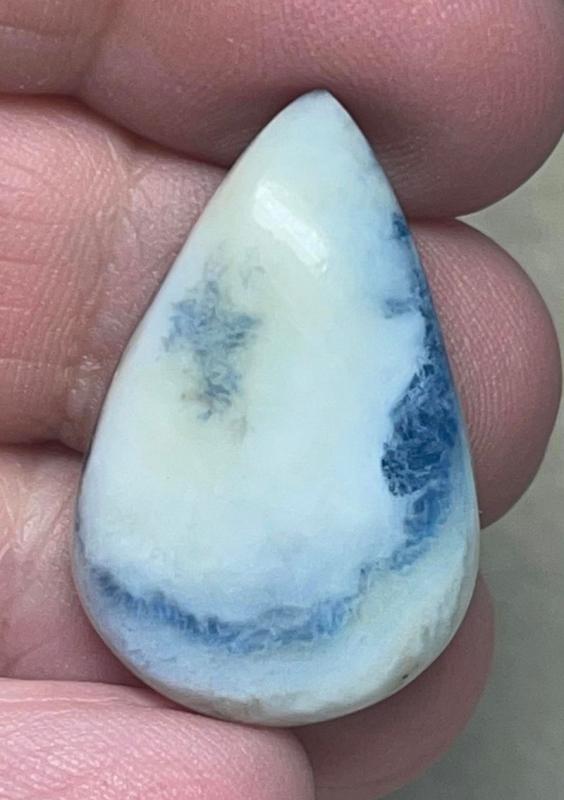 Teardrop 30x19mm Scheelite Cabochon 53