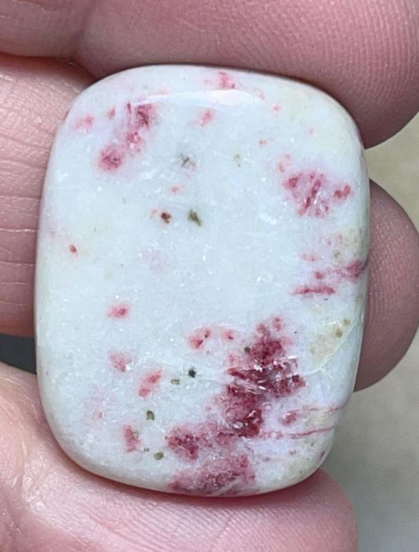 Rectangle 29x22mm Cinnabar in Quartz Cabochon 34