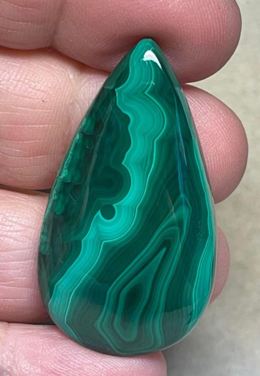 Teardrop 42x23mm Malachite Cabochon 70