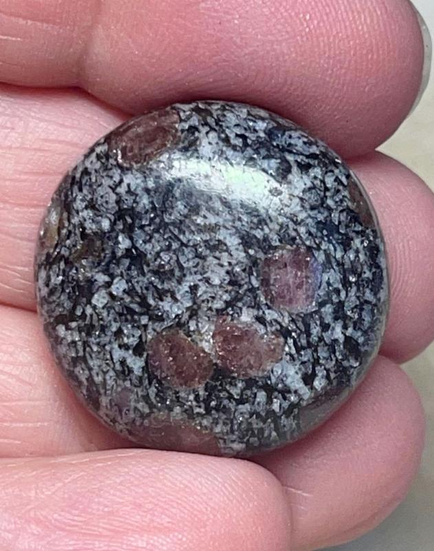 Round 25x25mm Spinel in Matrix Cabochon 37