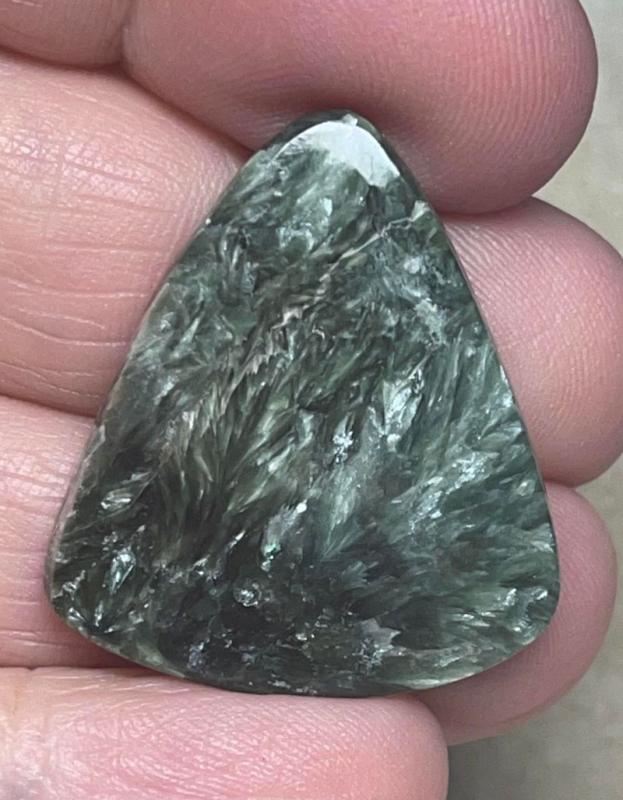 Teardrop 30x26mm Seraphinite Cabochon 45