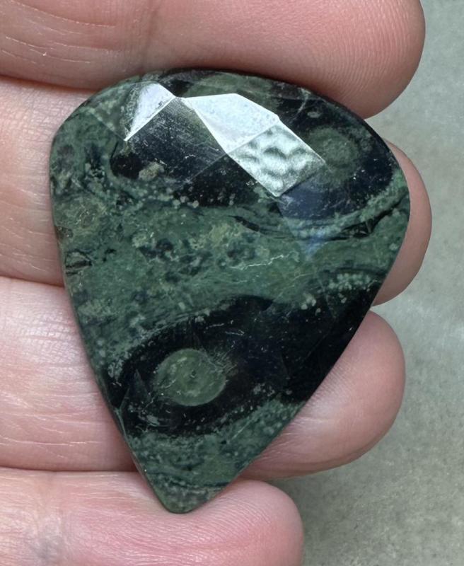 Teardrop 38x30mm Faceted Kambaba Jasper Cabochon 09
