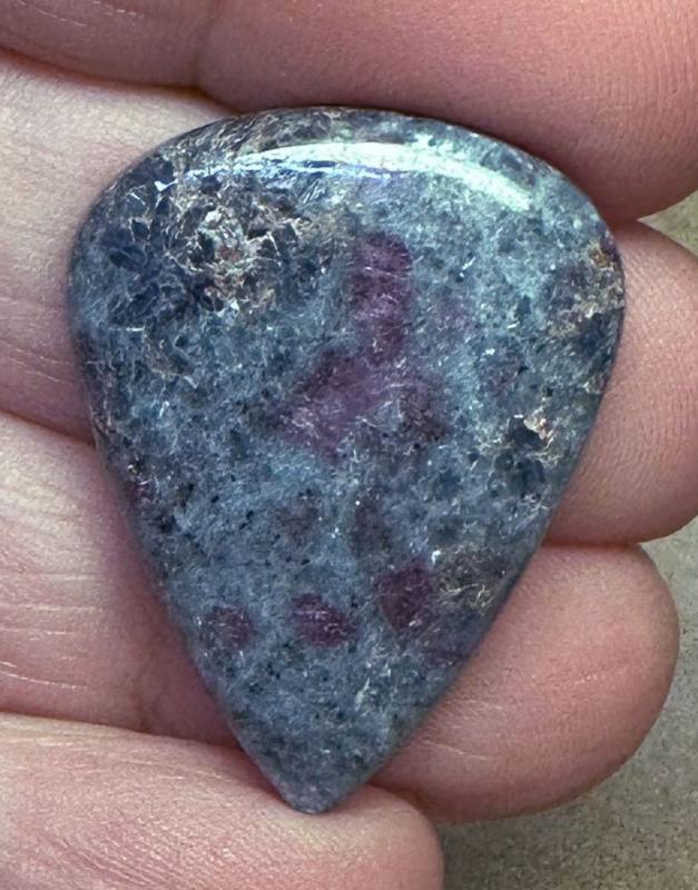 Teardrop 31x24mm Ruby Kyanite Cabochon 18