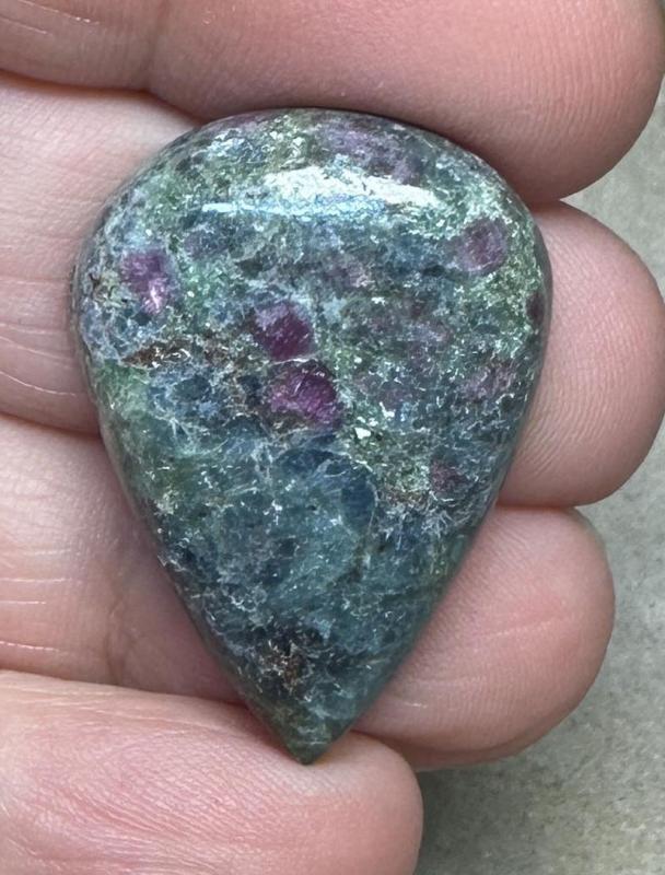 Teardrop 32x23mm Ruby Kyanite Cabochon 20