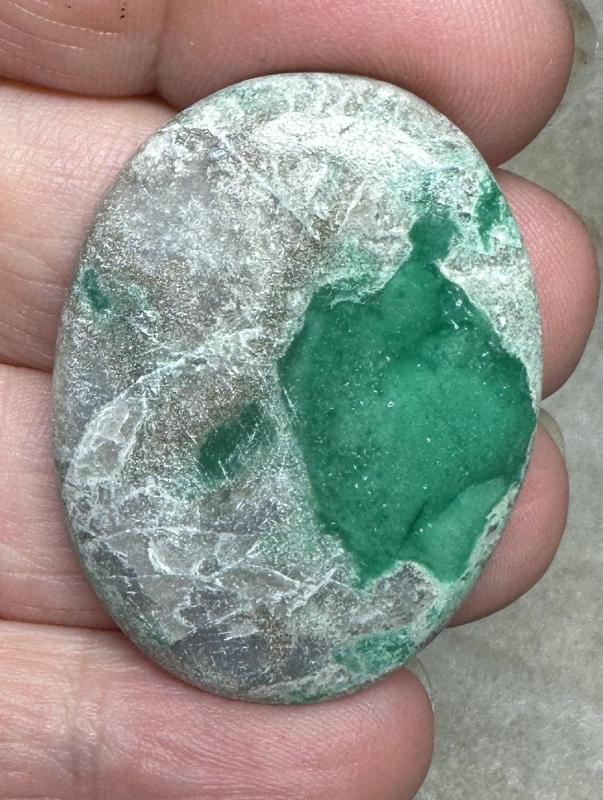 Oval 38x29mm Variscite Cabochon 01