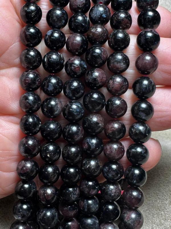 15 inch 8mm Round Garnet Bead String