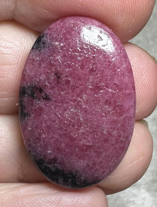 Oval 29x19mm Rhodonite Cabochon 13