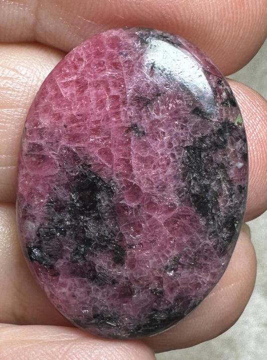 Oval 30x22mm Rhodonite Cabochon 26