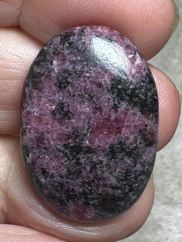 Oval 31x21mm Rhodonite Cabochon 29