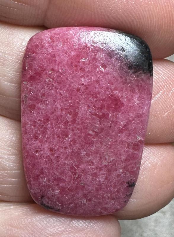 Freeform 30x20mm Rhodonite Cabochon 39