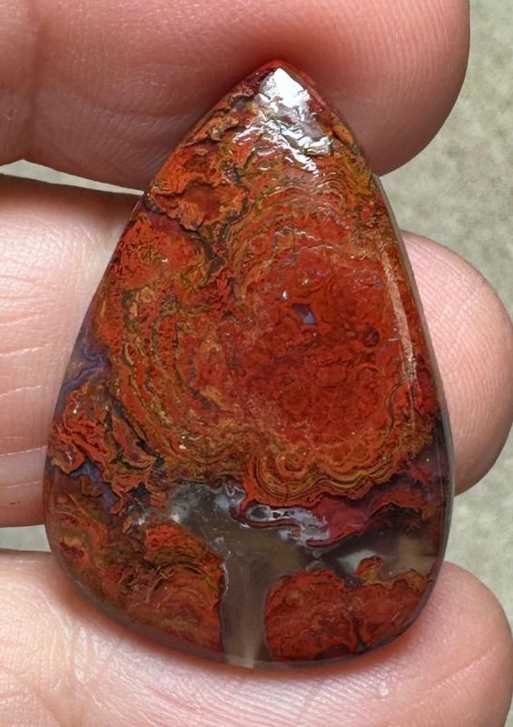 Teardrop 31x21mm Hungarian Agate Cabochon 11