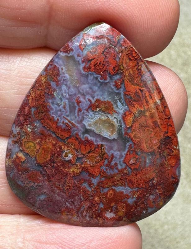 Teardrop 35x30mm Hungarian Agate Cabochon 28