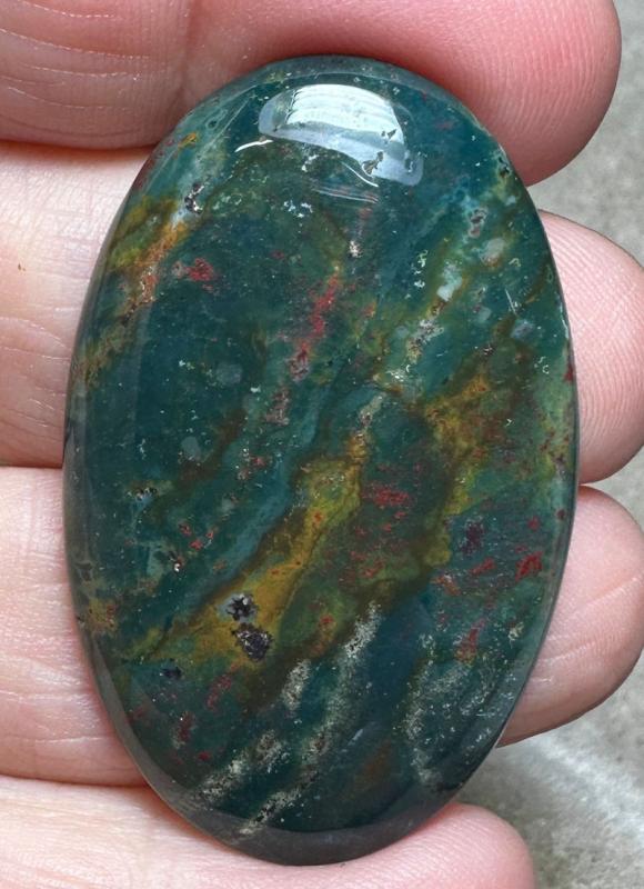 Oval 44x27mm Indian Bloodstone Cabochon 37