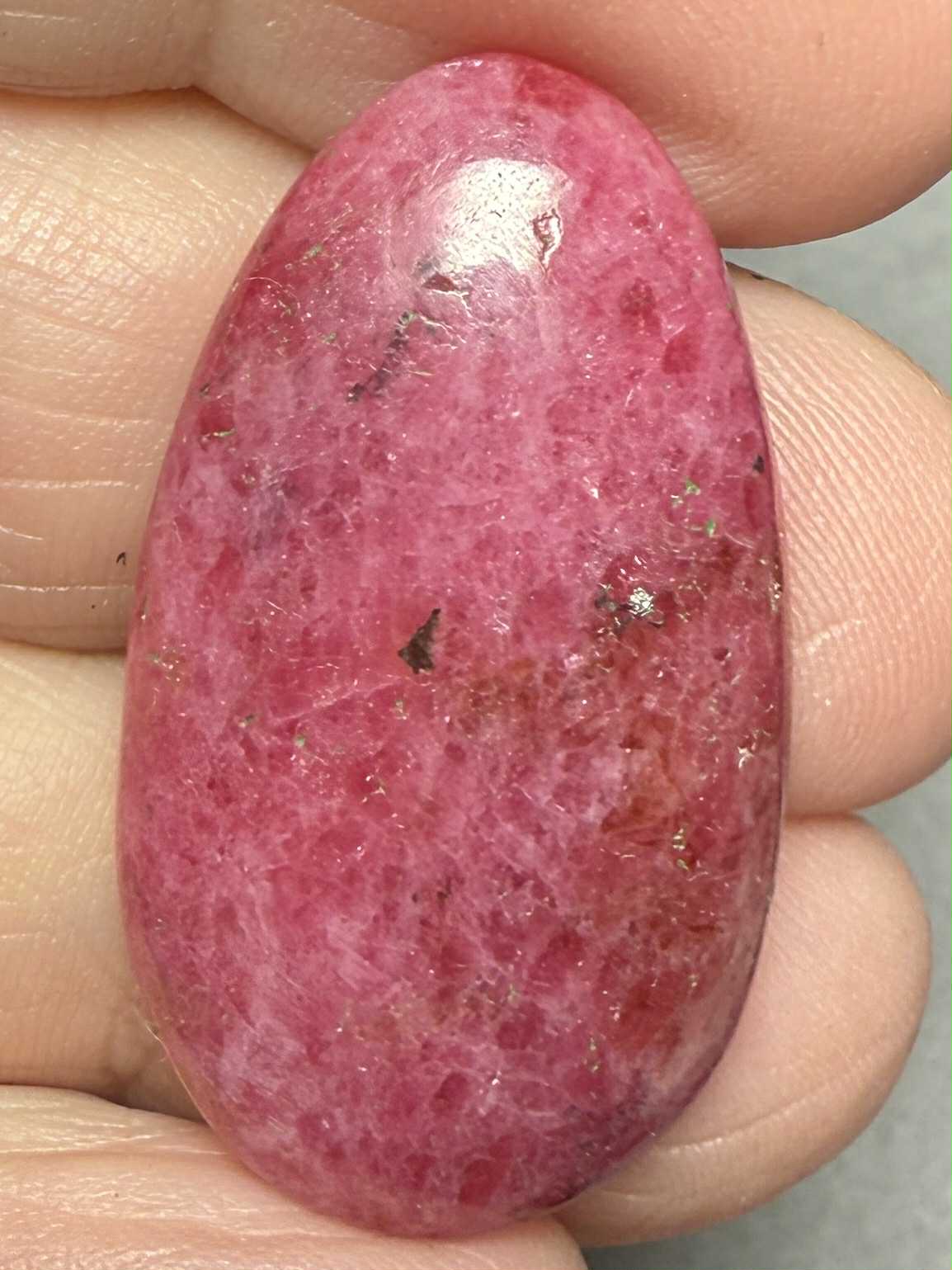 Teardrop 33x19mm Rhodonite Cabochon 57