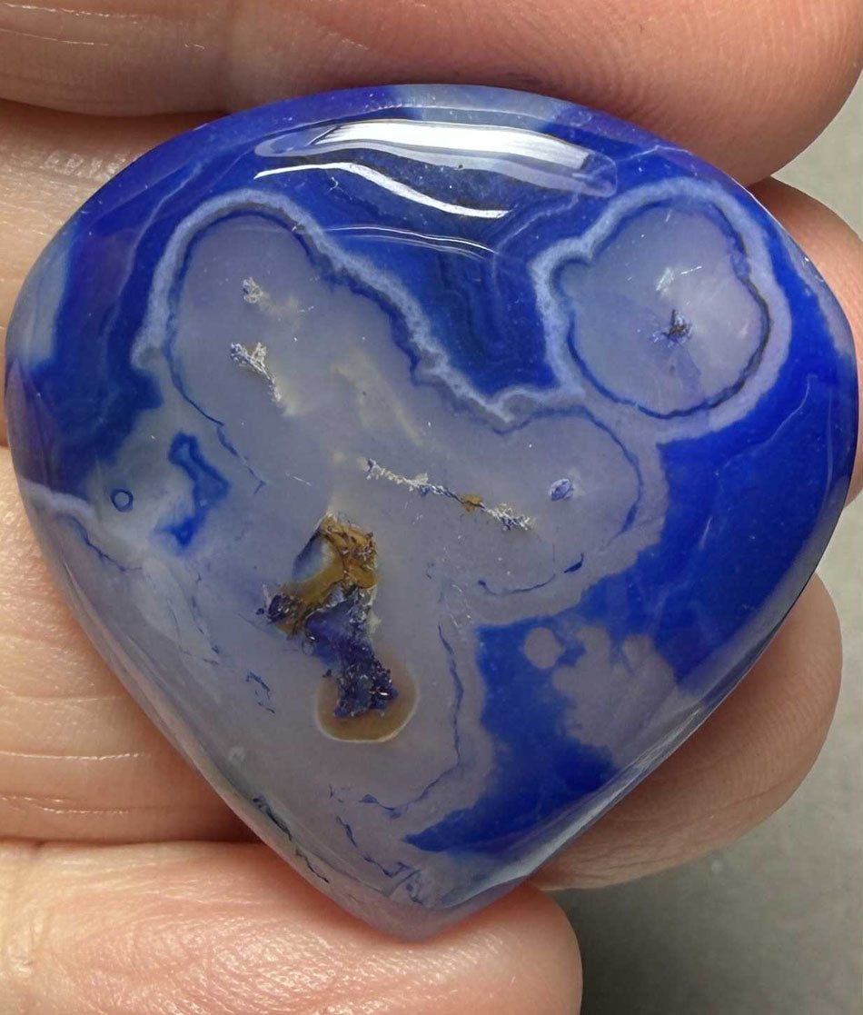 Teardrop 33x31mm Blue Agate Cabochon 11