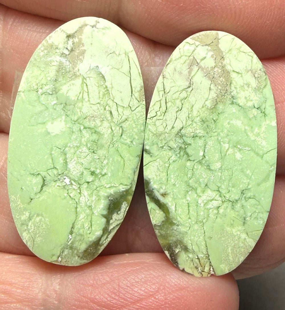 Oval 29x15mm Lemon Chrysoprase Cabochon Pair 31