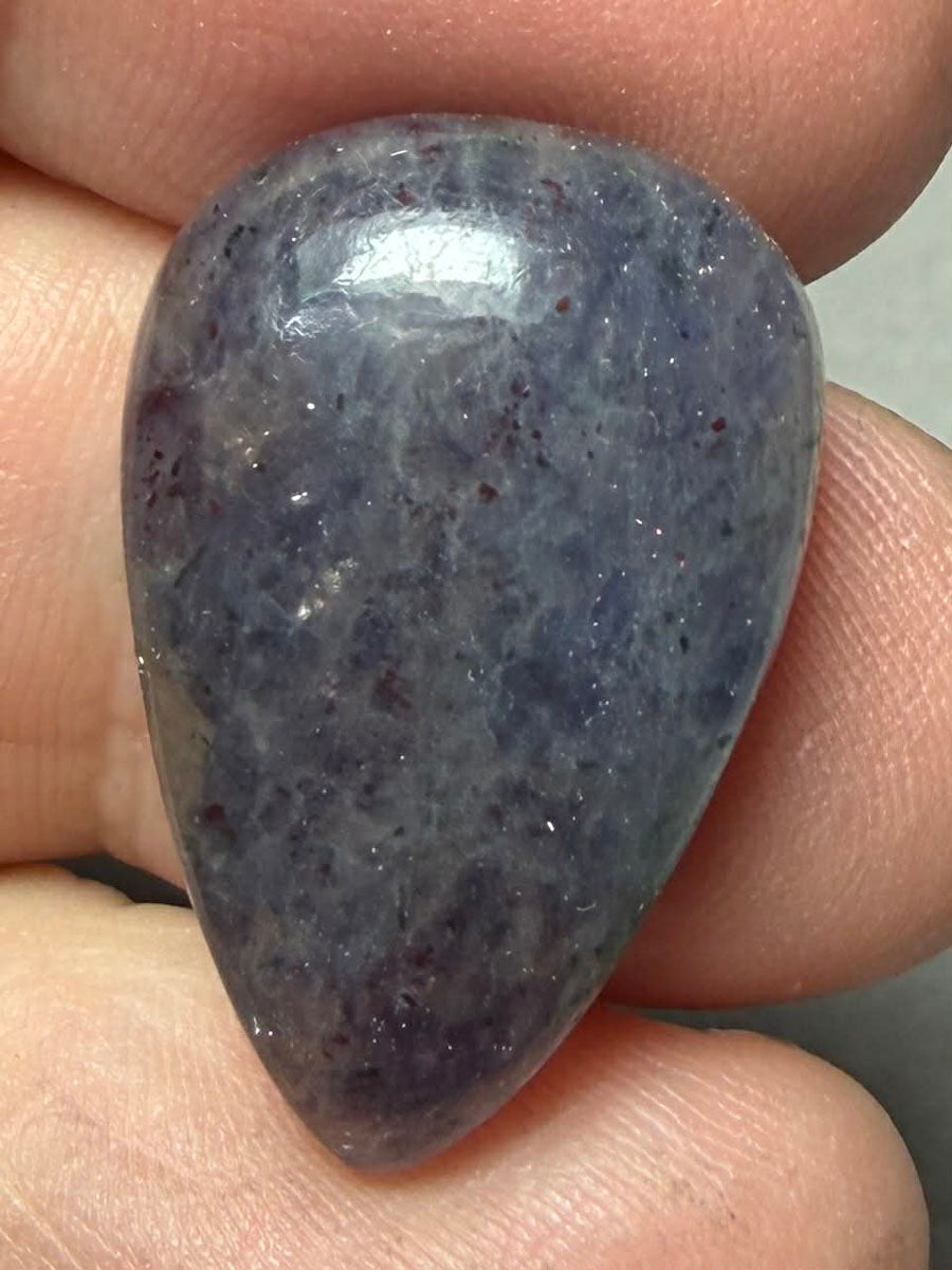 Teardrop 25x16mm Iolite Cabochon 24