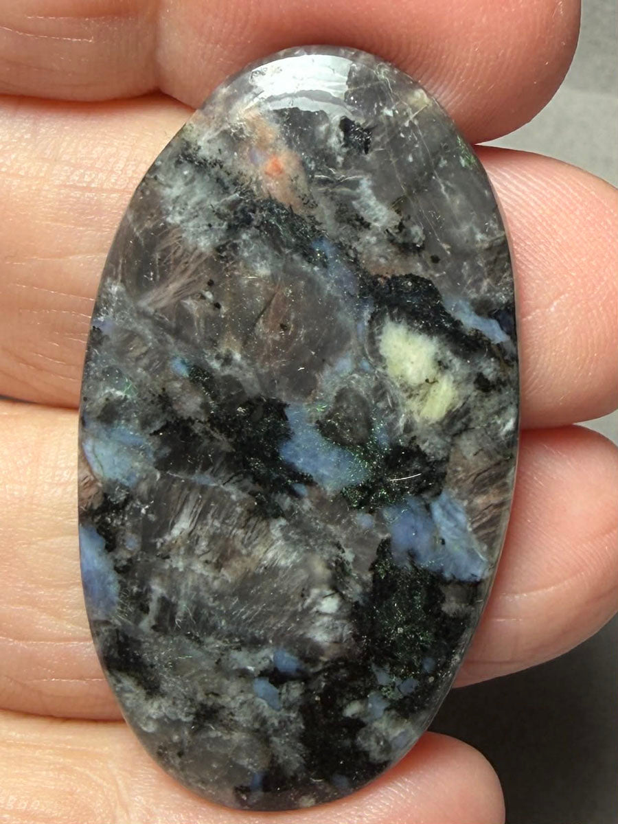 Oval 44x24mm Llanite Cabochon 38