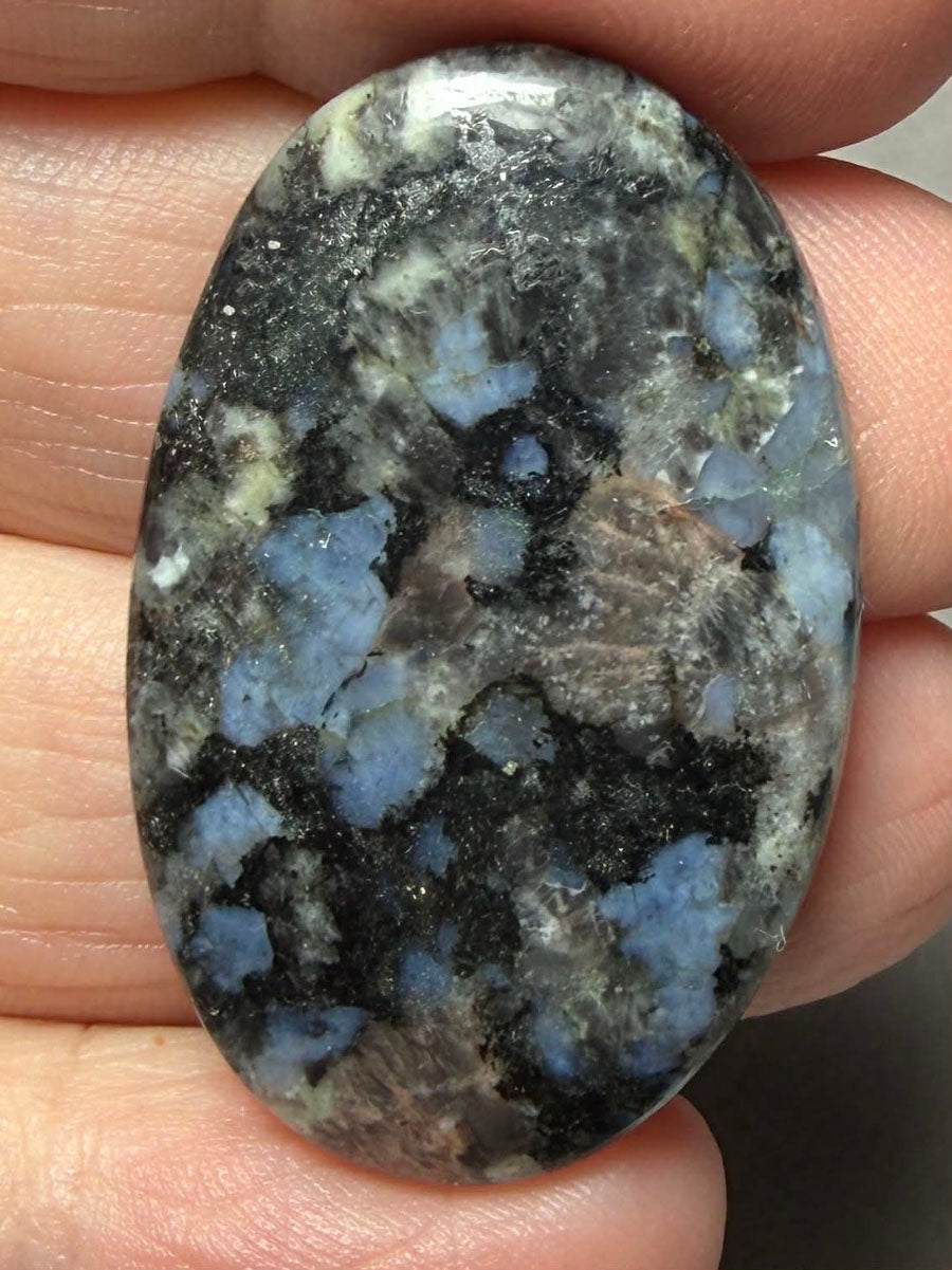 Oval 37x23mm Llanite Cabochon 41