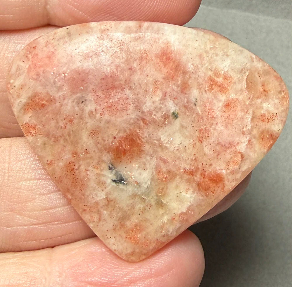 Teardrop 34x41mm Indian Sunstone Cabochon 19